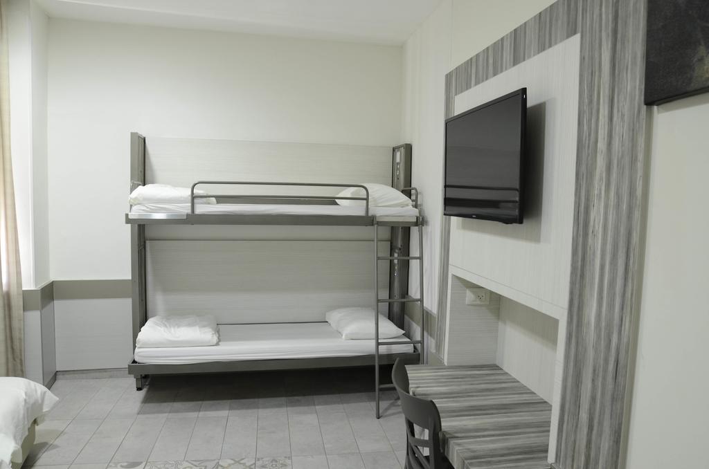 Hi - Pkiin Hostel Buqei'a Экстерьер фото