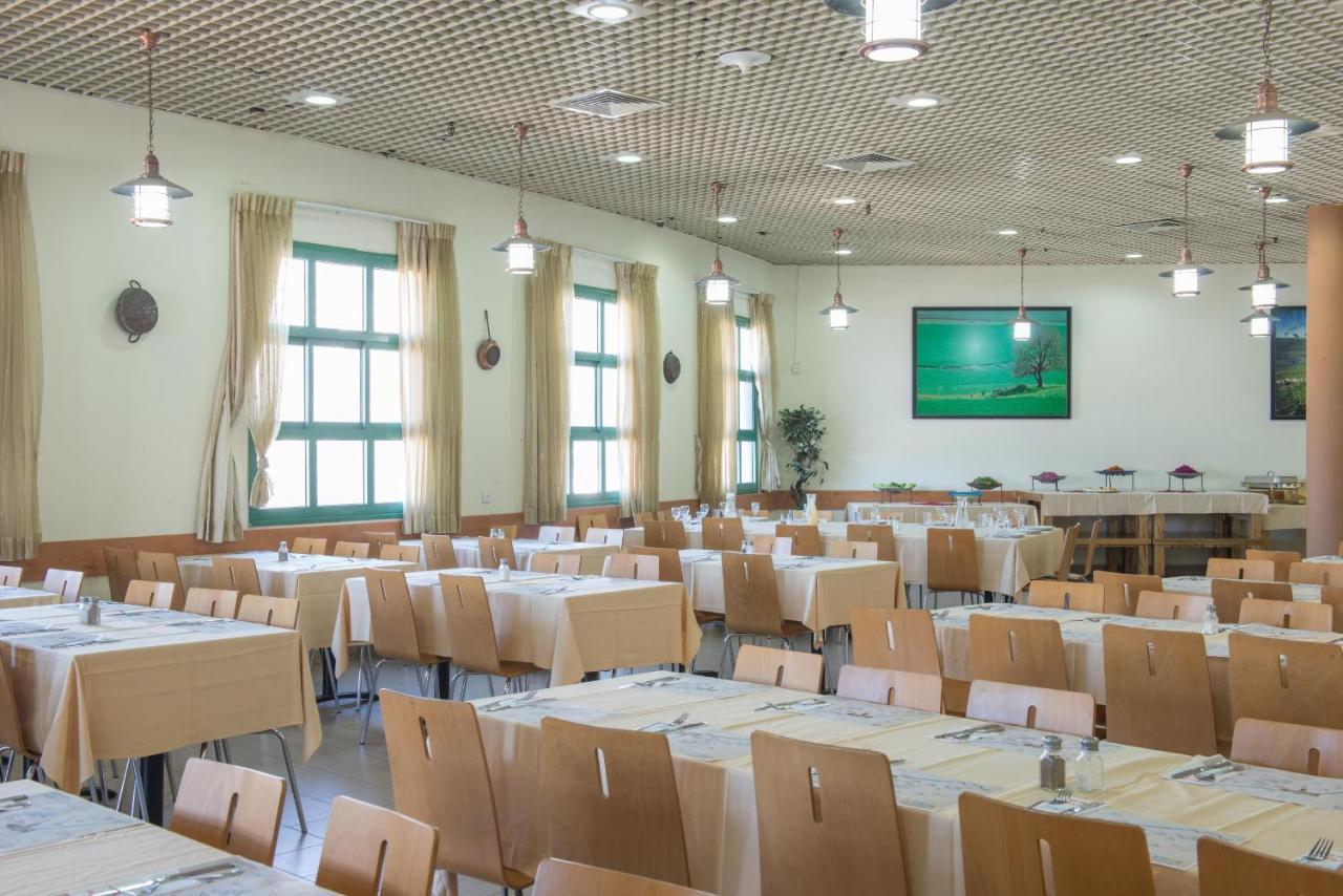 Hi - Pkiin Hostel Buqei'a Экстерьер фото