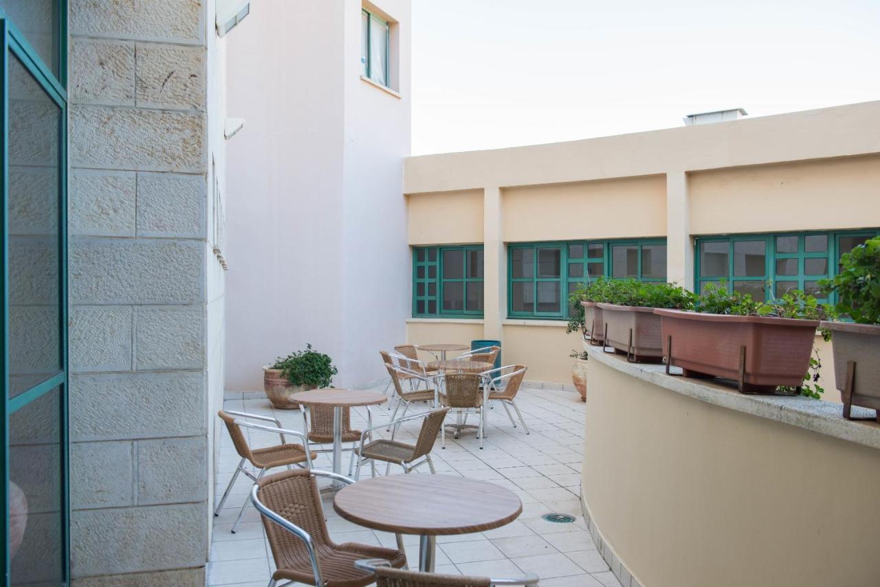 Hi - Pkiin Hostel Buqei'a Экстерьер фото
